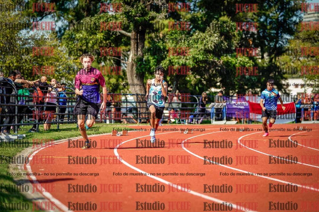 Fotos de los 200 m llanos de varones