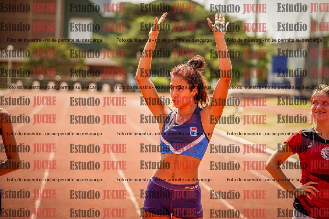 Fotos de los 800 m llanos de mujeres - combinadas 7