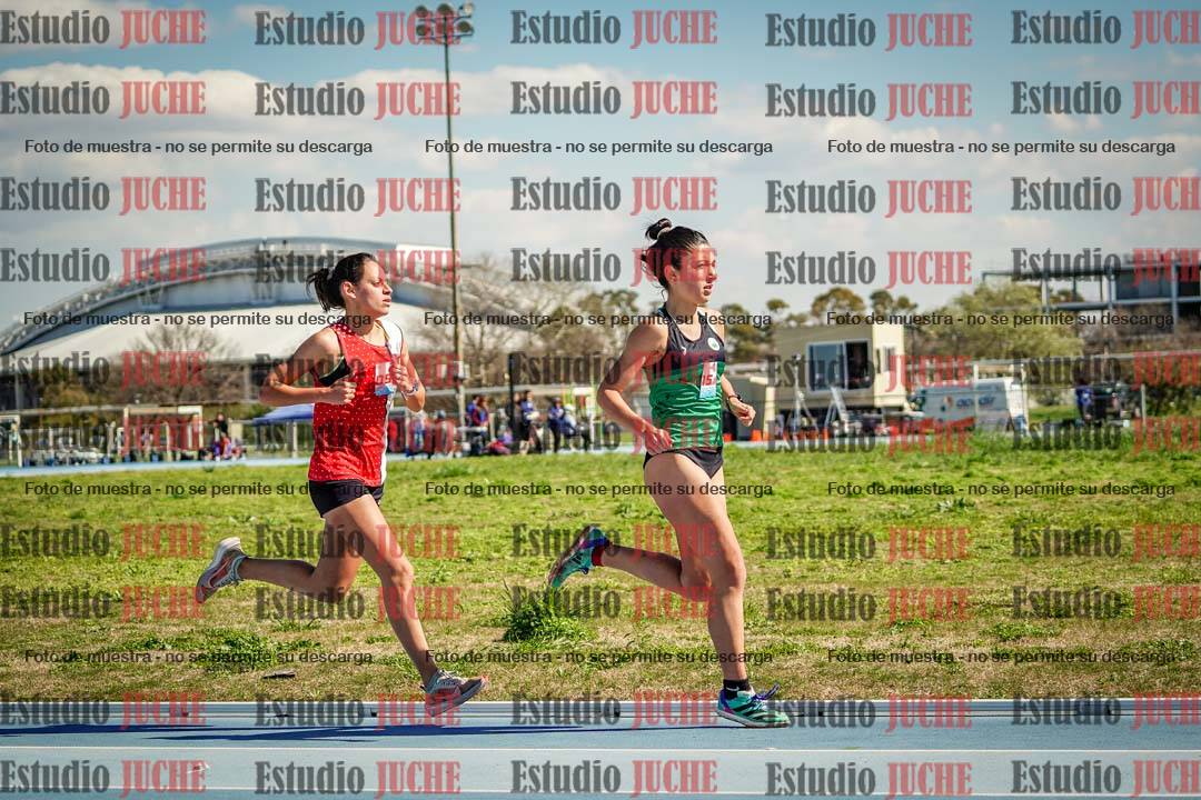 Fotos de los 5000 m llanos de mujeres y varones
