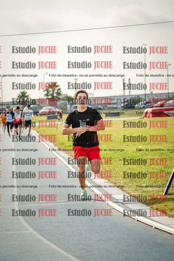 Fotos de los 800 m llanos de varones