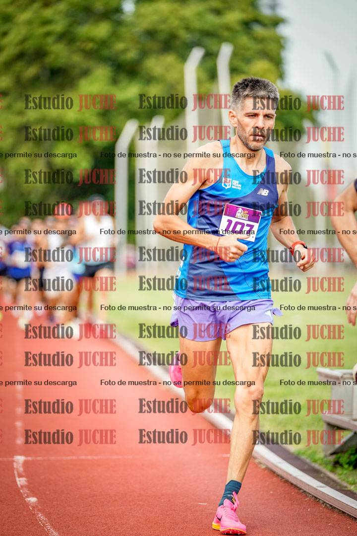 Fotos de los 3000 m llanos de varones