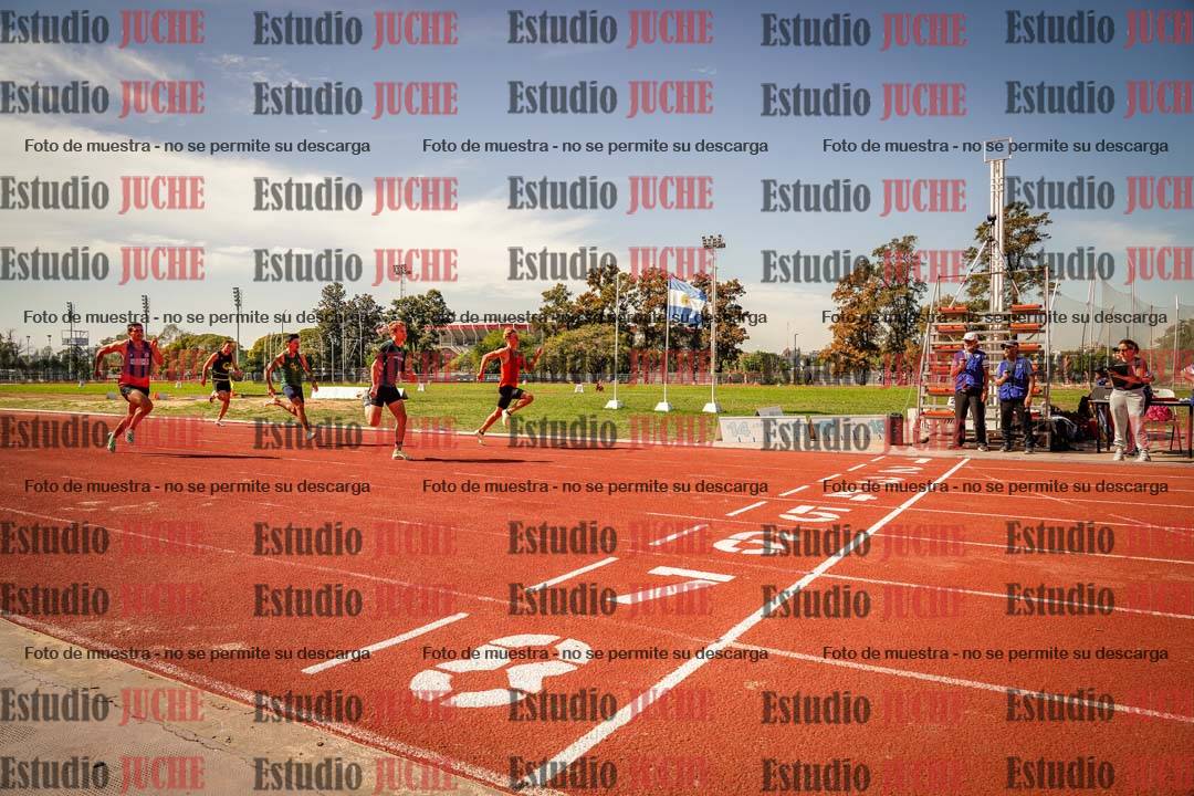 Fotos de los 100 m llanos de varones
