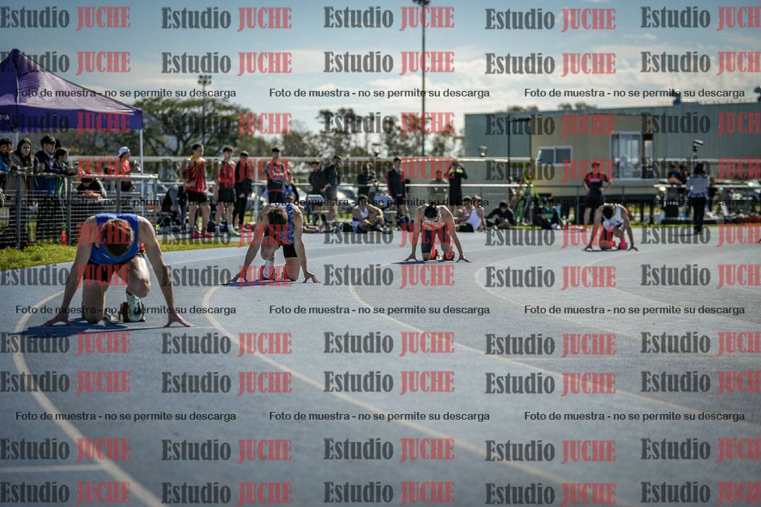 Fotos de los 400 m llanos de varones