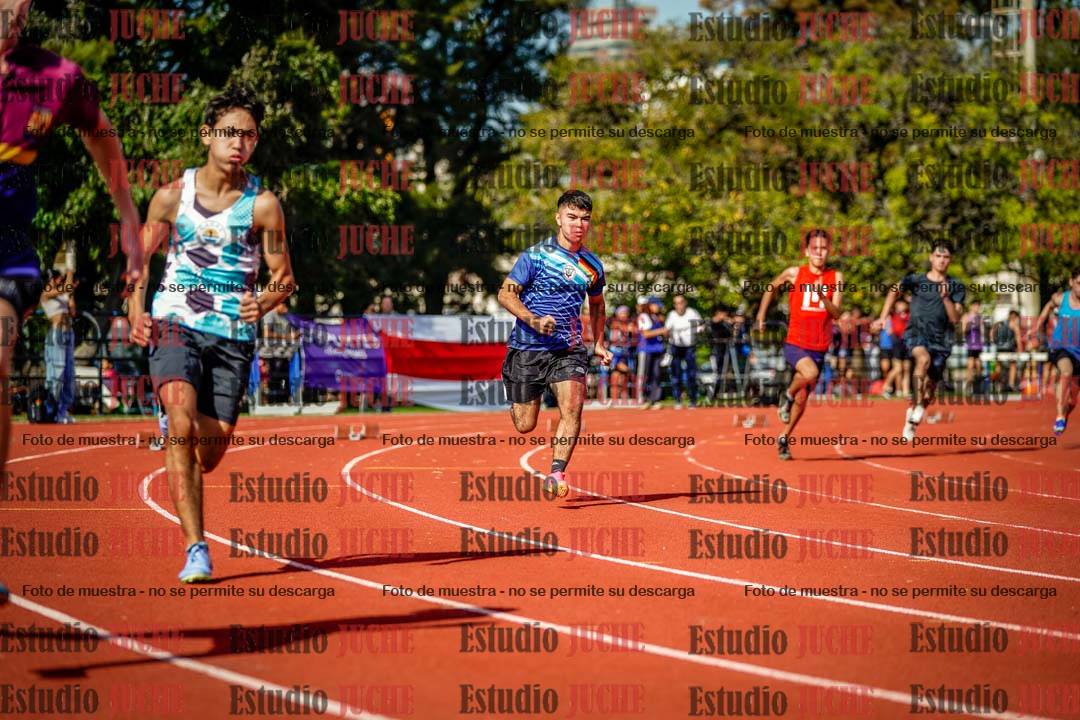 Fotos de los 200 m llanos de varones