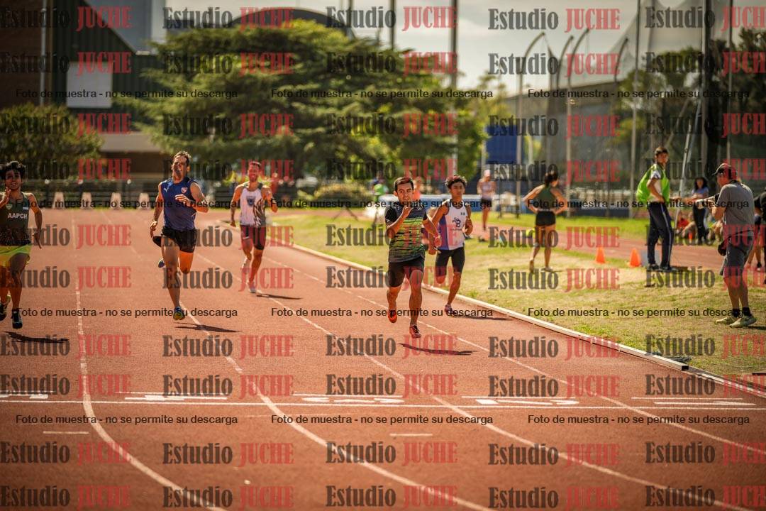 Fotos de los 400 m llanos de varones