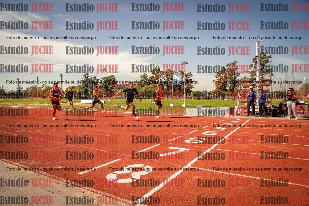 Fotos de los 100 m llanos de varones