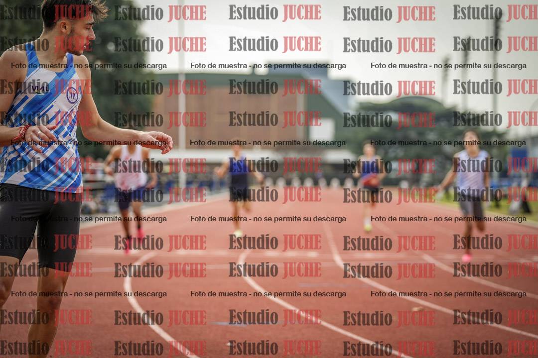 Fotos de los 400 m llanos de varones