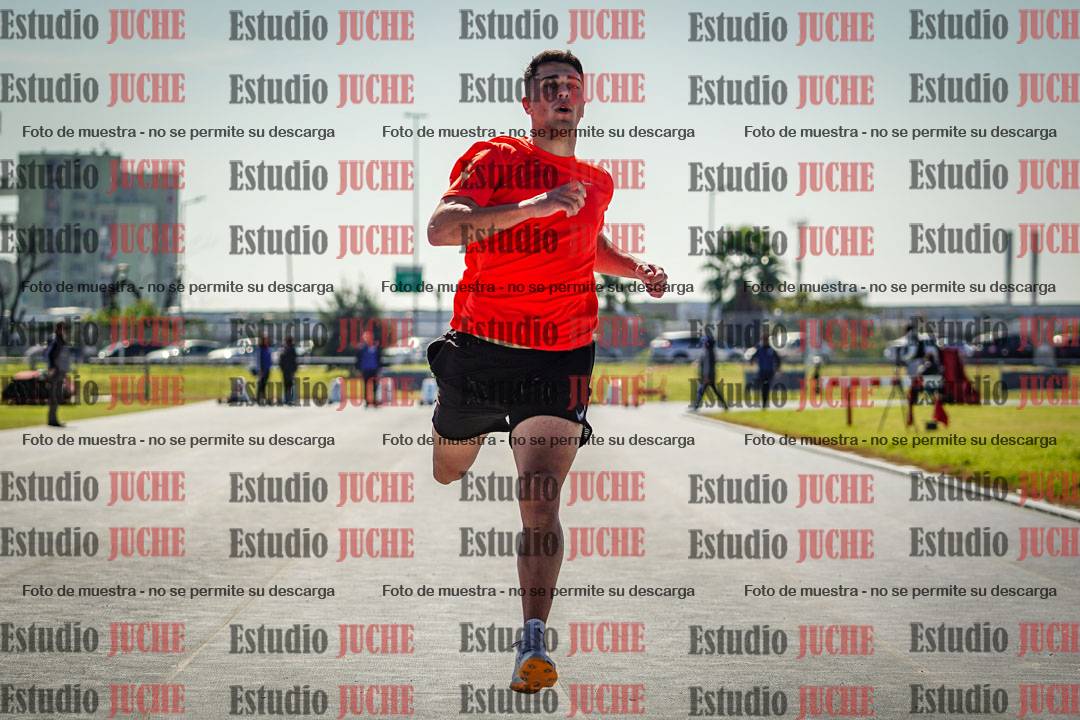 Fotos de los 100 m llanos de varones - decatlón 1
