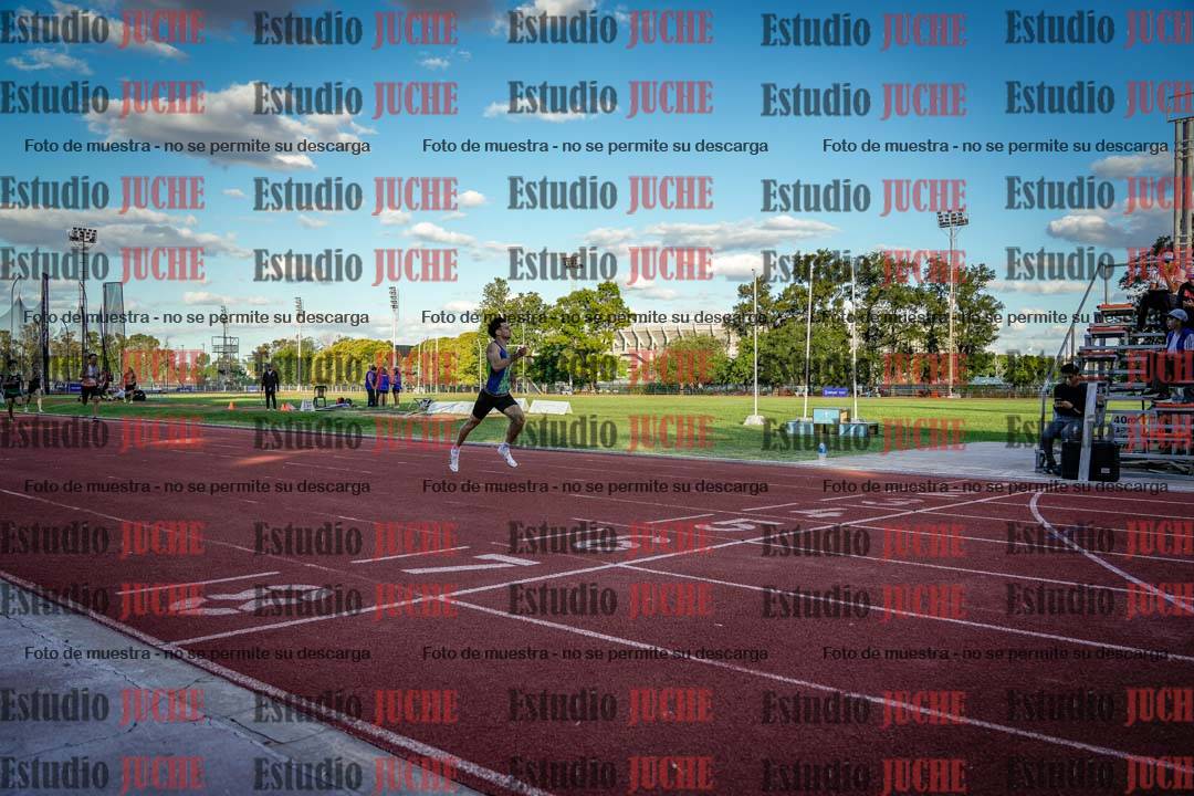 Fotos de los 400 m llanos de varones