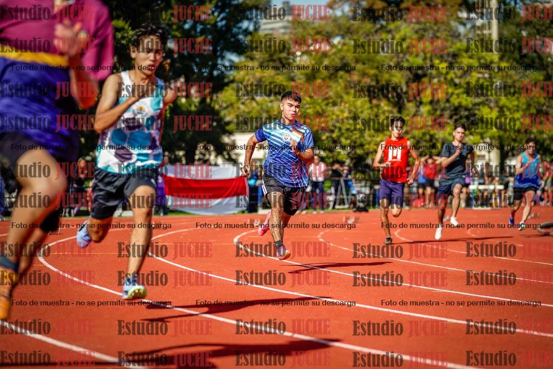 Fotos de los 200 m llanos de varones