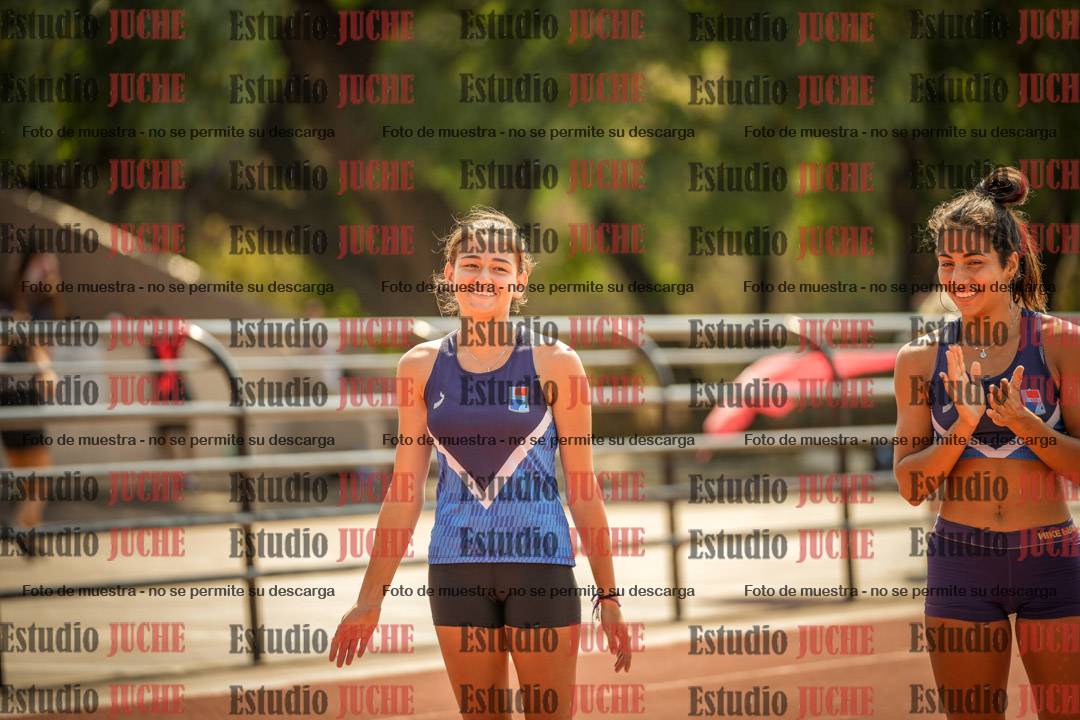 Fotos de los 800 m llanos de mujeres - combinadas 7