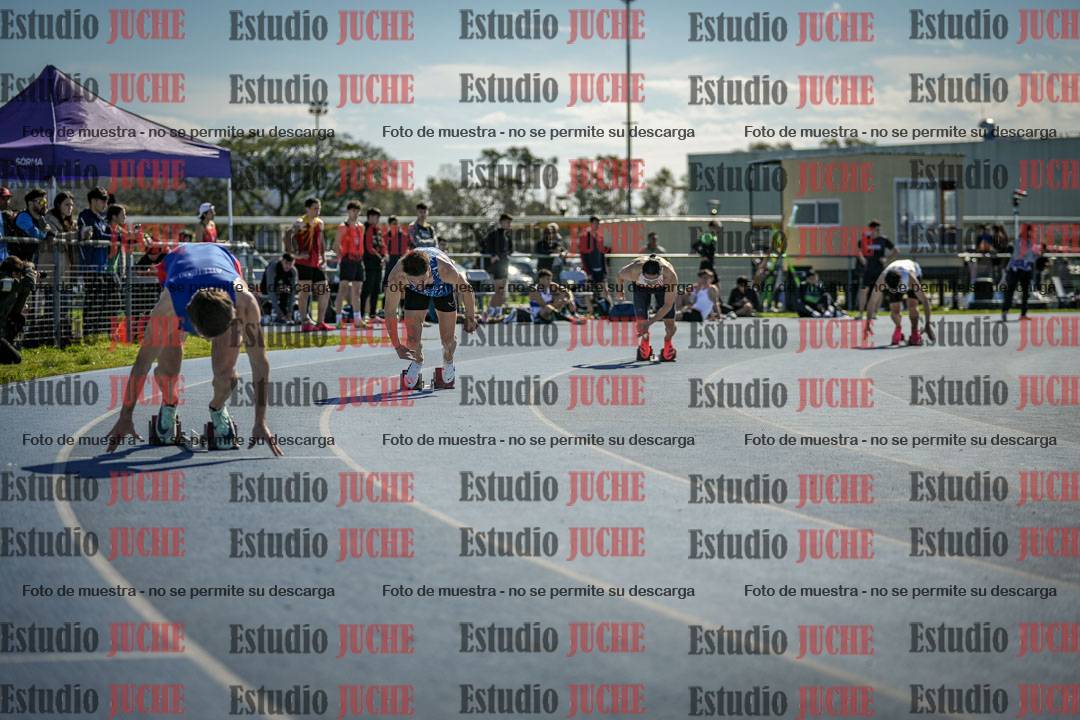 Fotos de los 400 m llanos de varones