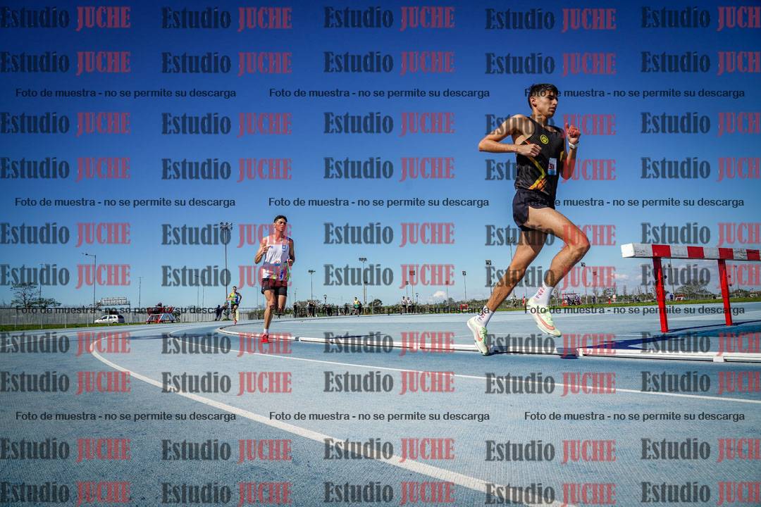 Fotos de los 5000 m llanos de mujeres y varones