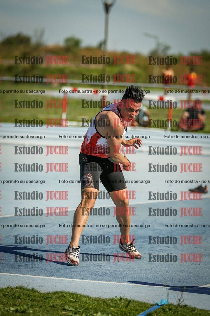 Fotos del lanzamiento de la jabalina de varones