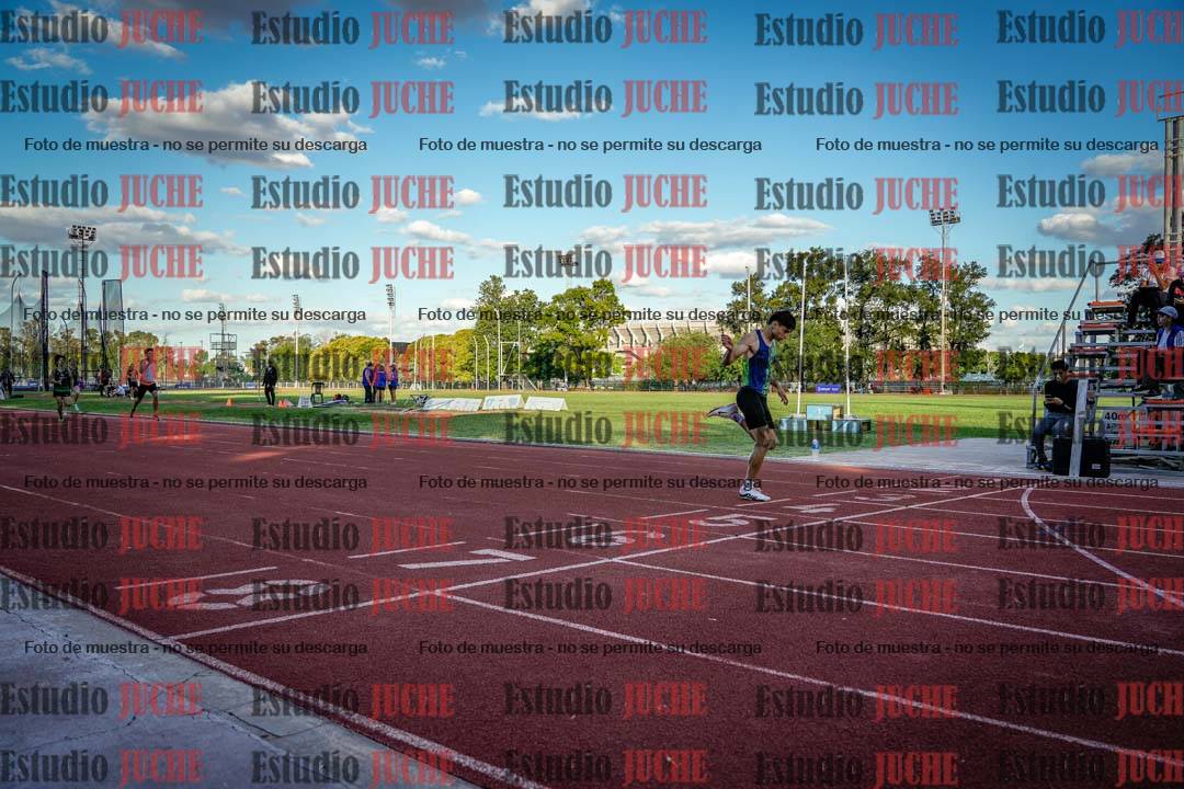 Fotos de los 400 m llanos de varones