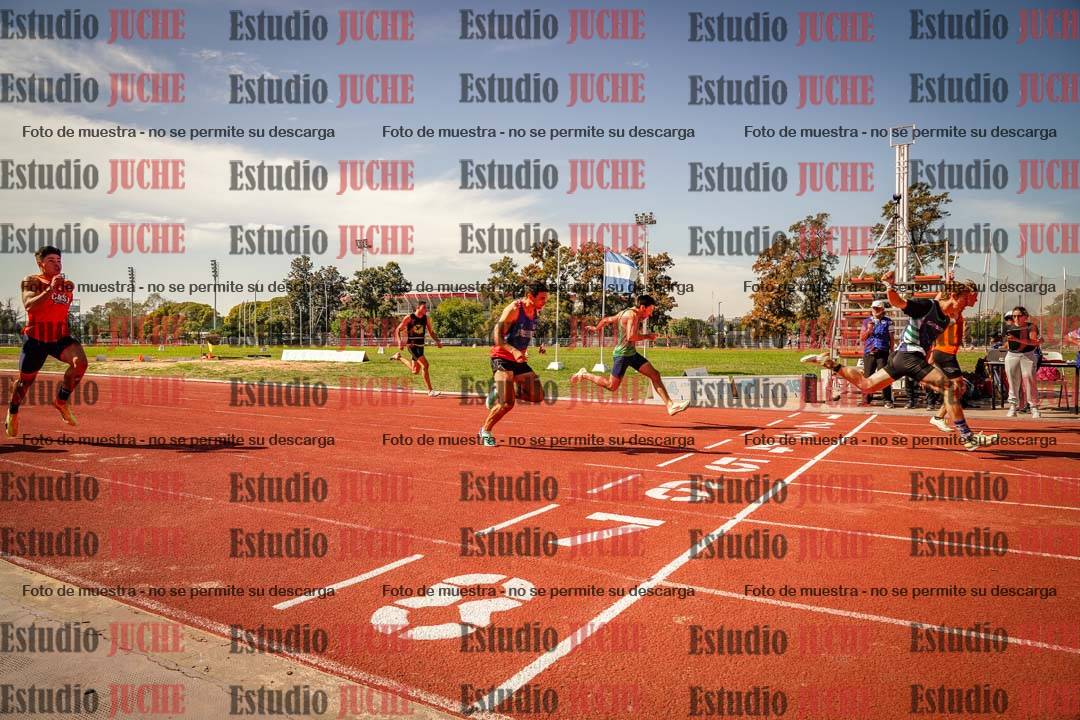Fotos de los 100 m llanos de varones