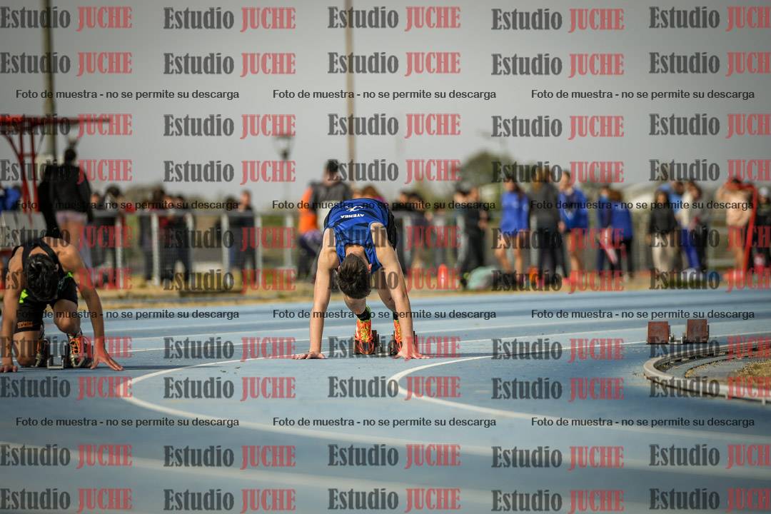 Fotos de los 200 m llanos de varones