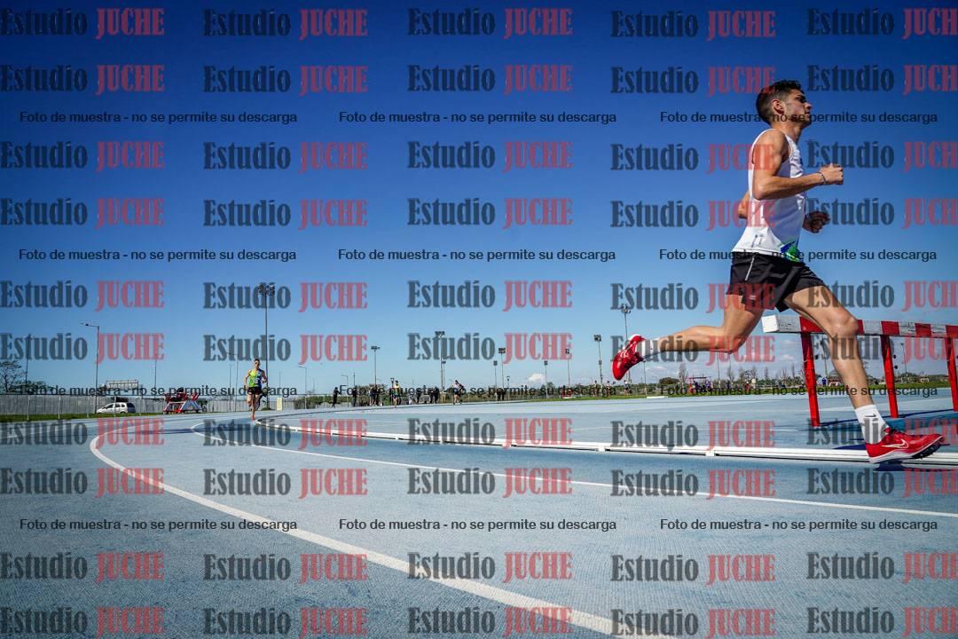 Fotos de los 5000 m llanos de mujeres y varones