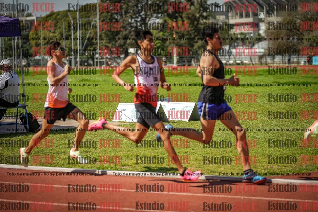 Fotos de los 1500 m llanos de varones