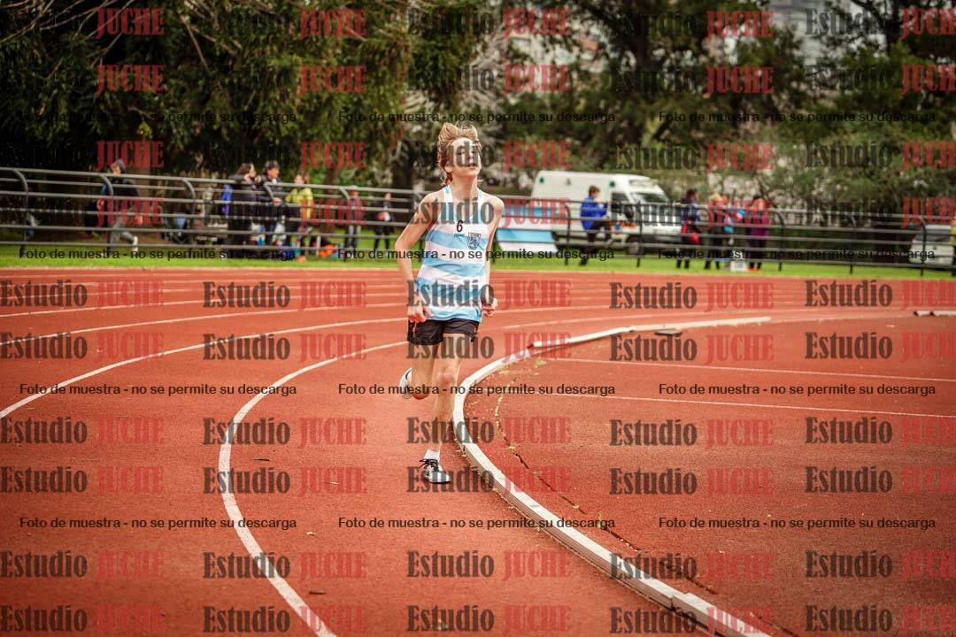 Fotos de los 2400 m llanos de varones