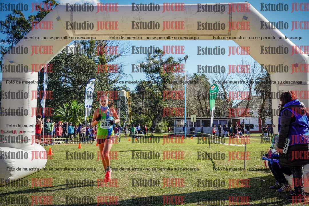 Fotos de la llegada del cross de 3000 m