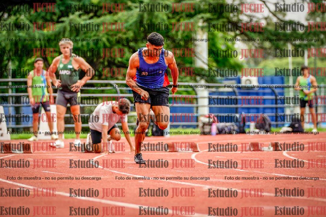 Fotos de los 100 m llanos de varones