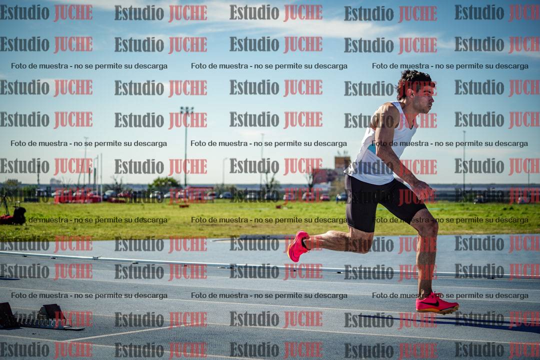 Fotos de los 400 m llanos de varones