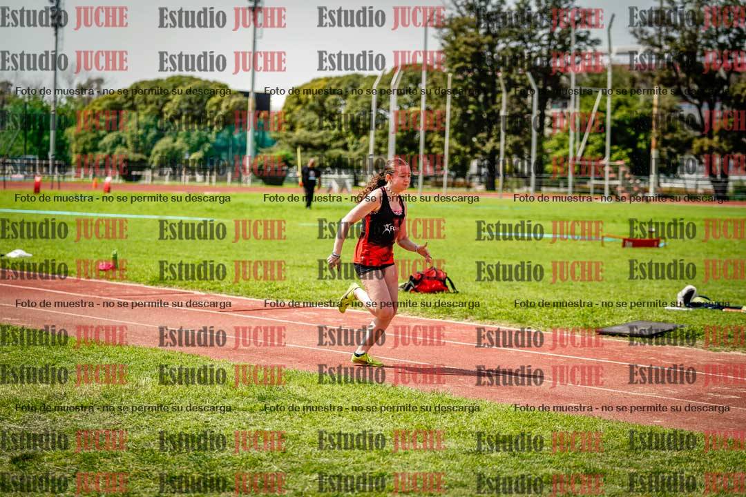 Fotos del salto en largo de mujeres