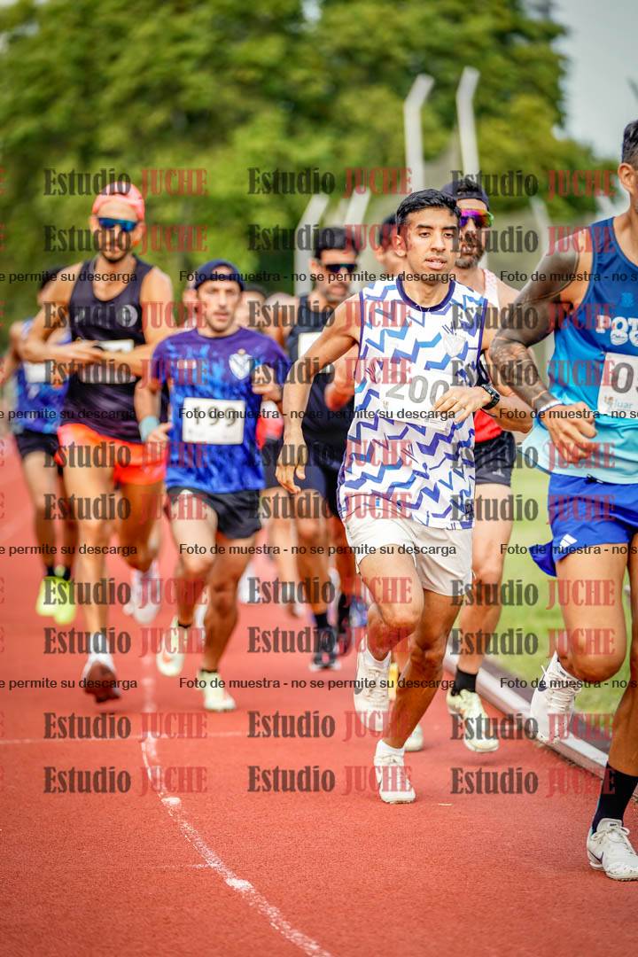 Fotos de los 3000 m llanos de varones