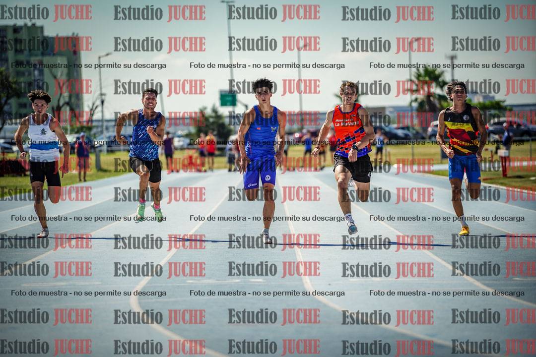 Fotos de los 100 m llanos de varones
