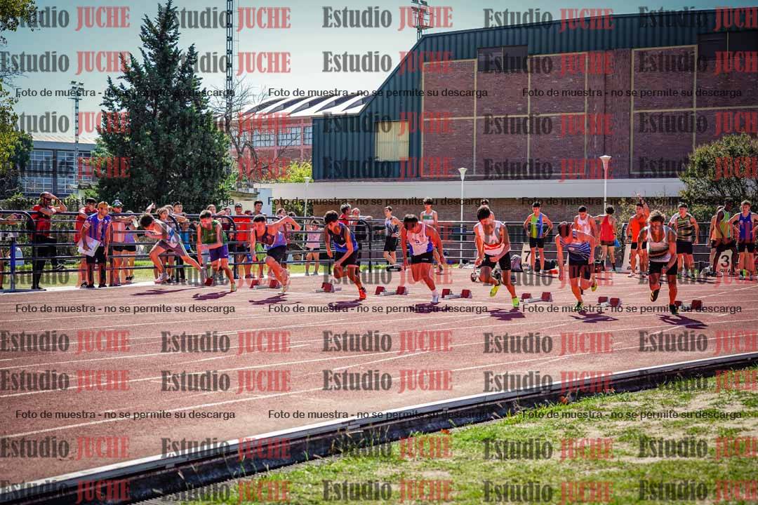 Fotos de los 100 m llanos de varones