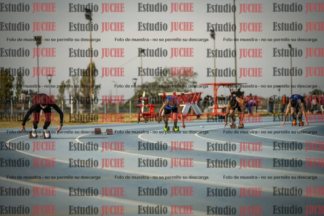 Fotos de los 200 m llanos de varones