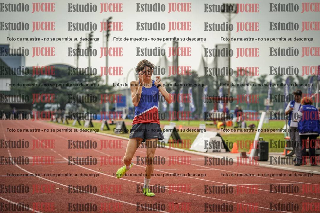 Fotos de los 400 m llanos de varones