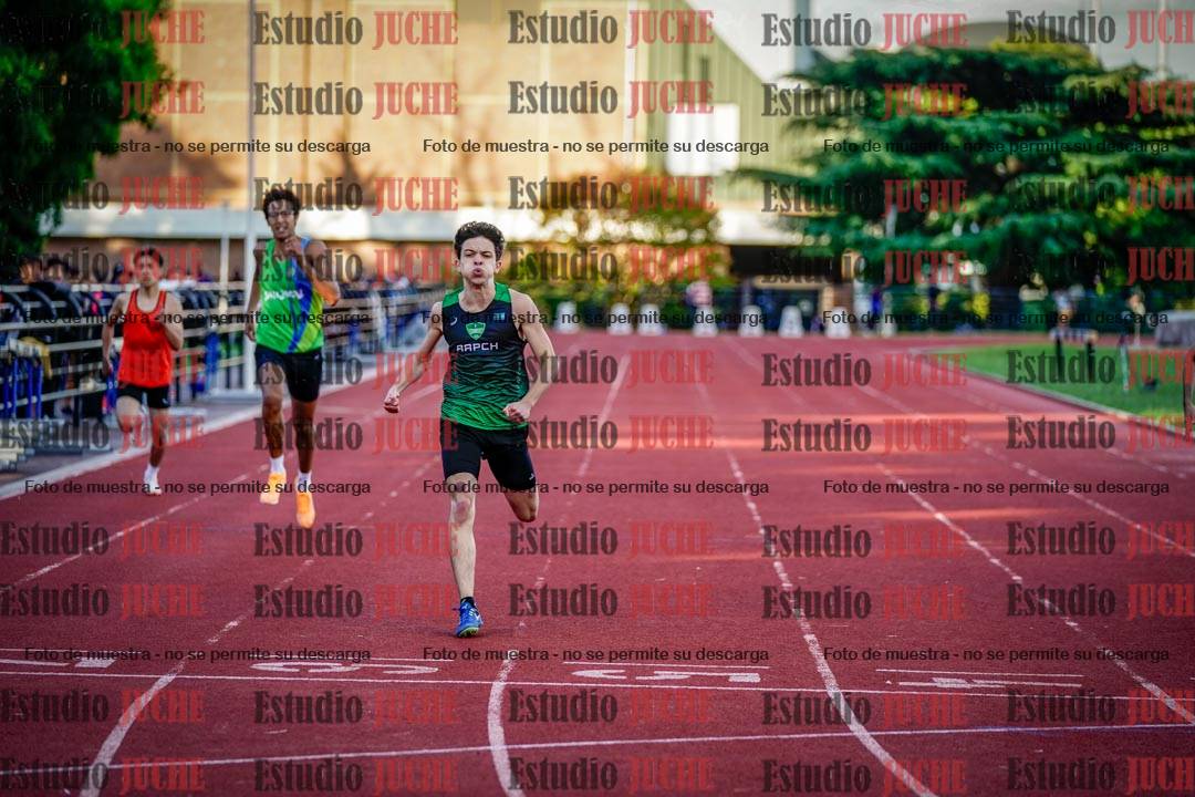Fotos de los 400 m llanos de varones