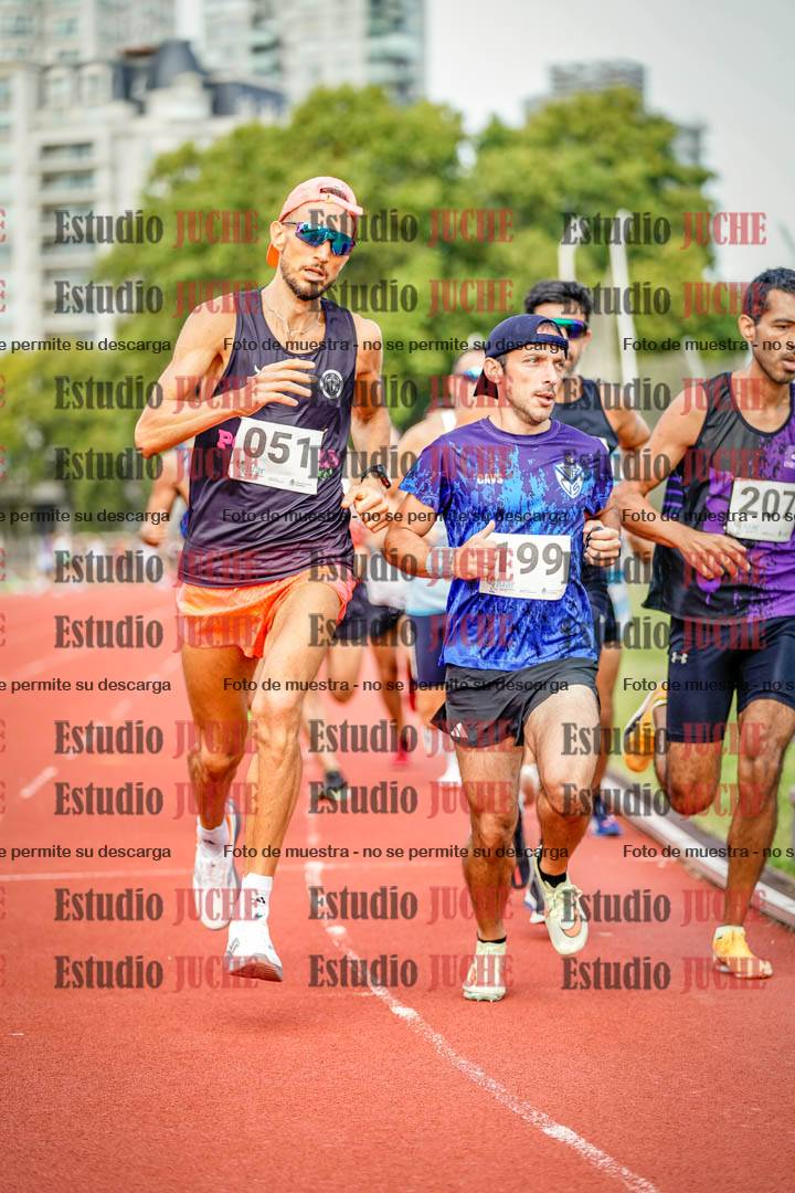 Fotos de los 3000 m llanos de varones