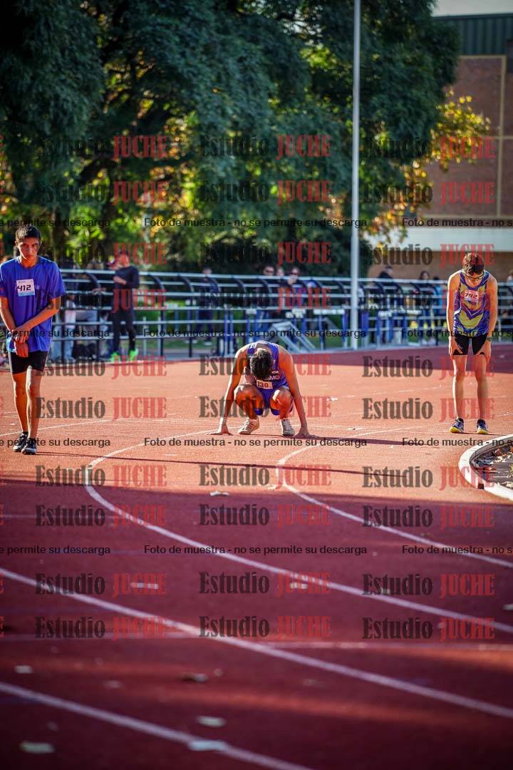 Fotos de los 800 m llanos de varones