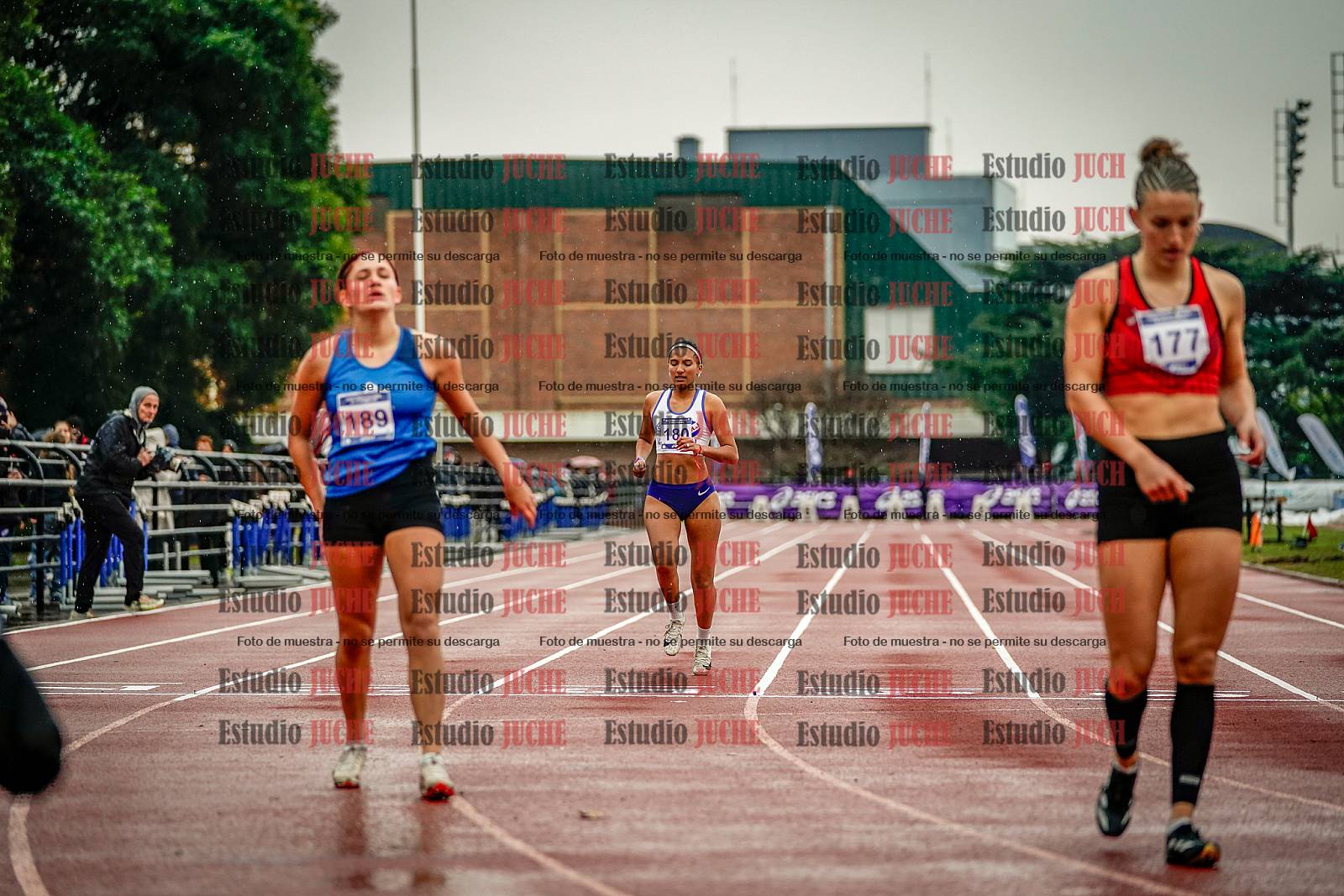 Fotos de los 400 m de mujeres
