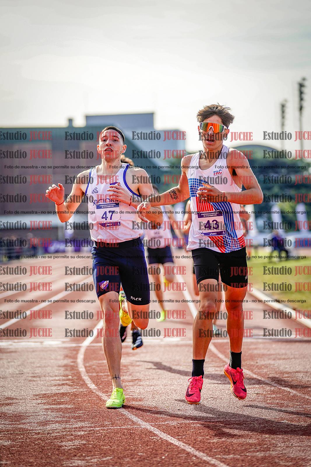 Fotos de los 800 m de varones