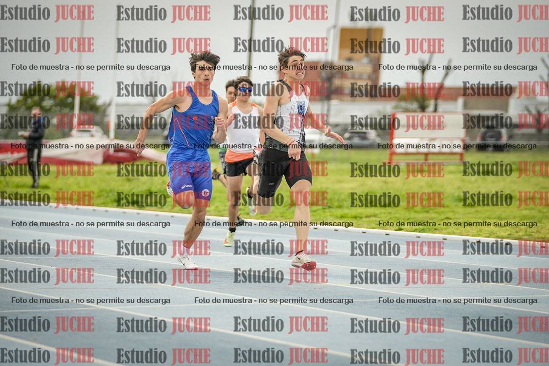 Fotos de los 100 m llanos de varones - U17 (FINAL)