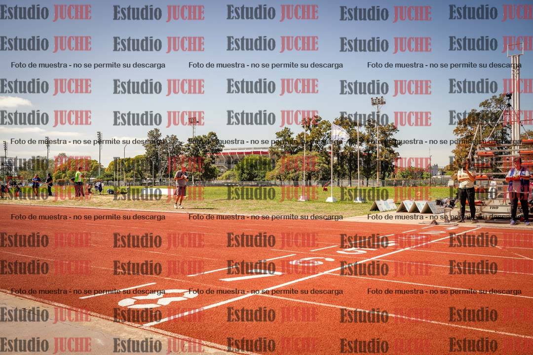 Fotos de los 400 m llanos de varones
