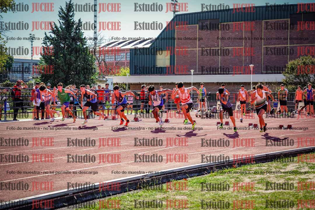 Fotos de los 100 m llanos de varones