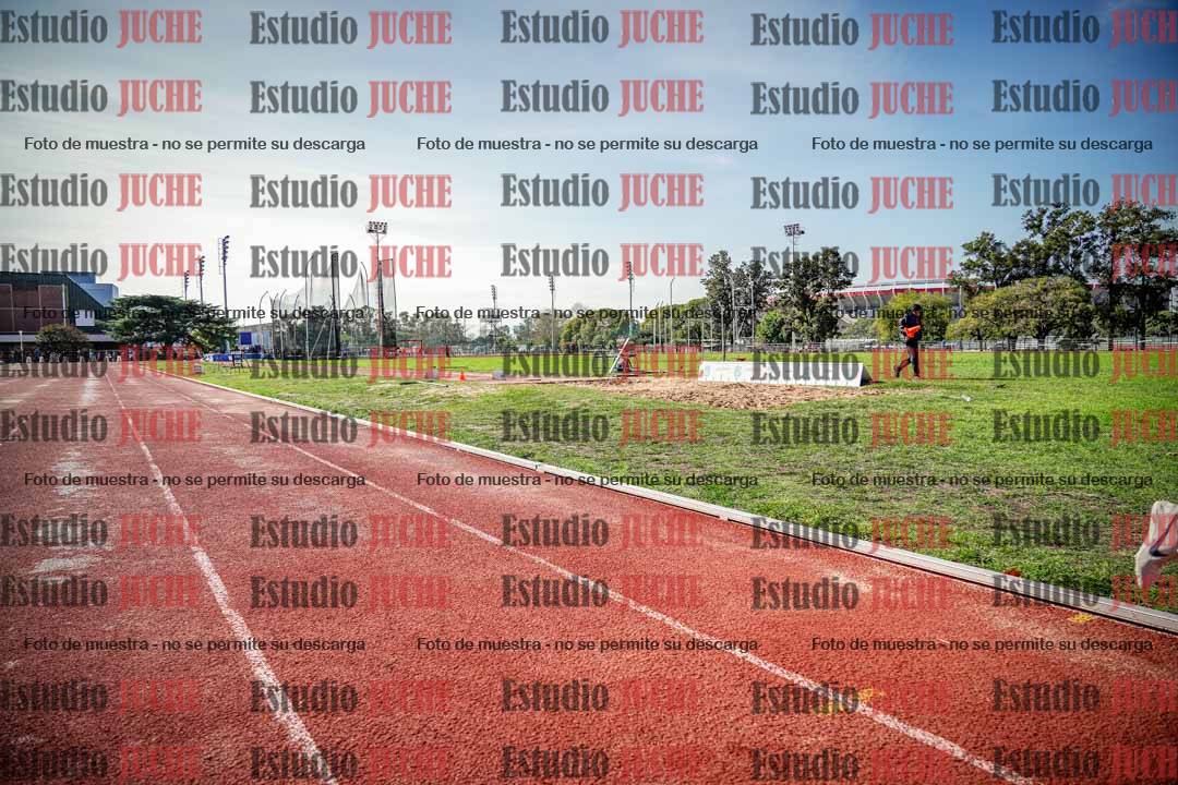 Fotos de los 800 m llanos de varones