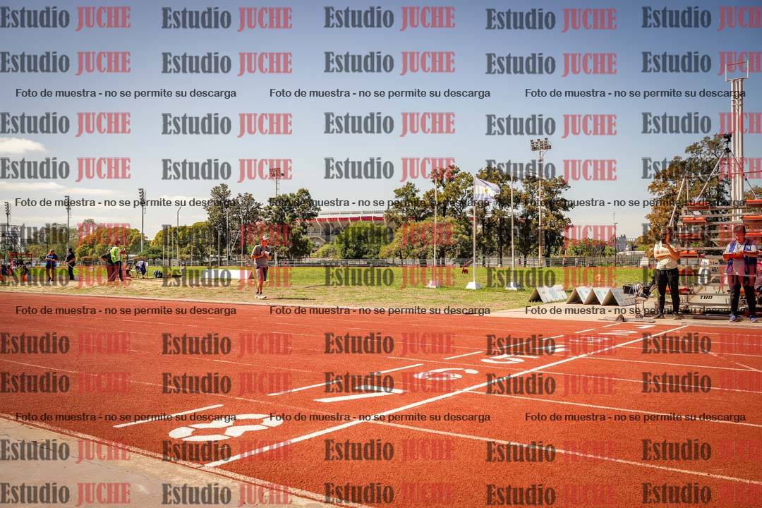 Fotos de los 400 m llanos de varones