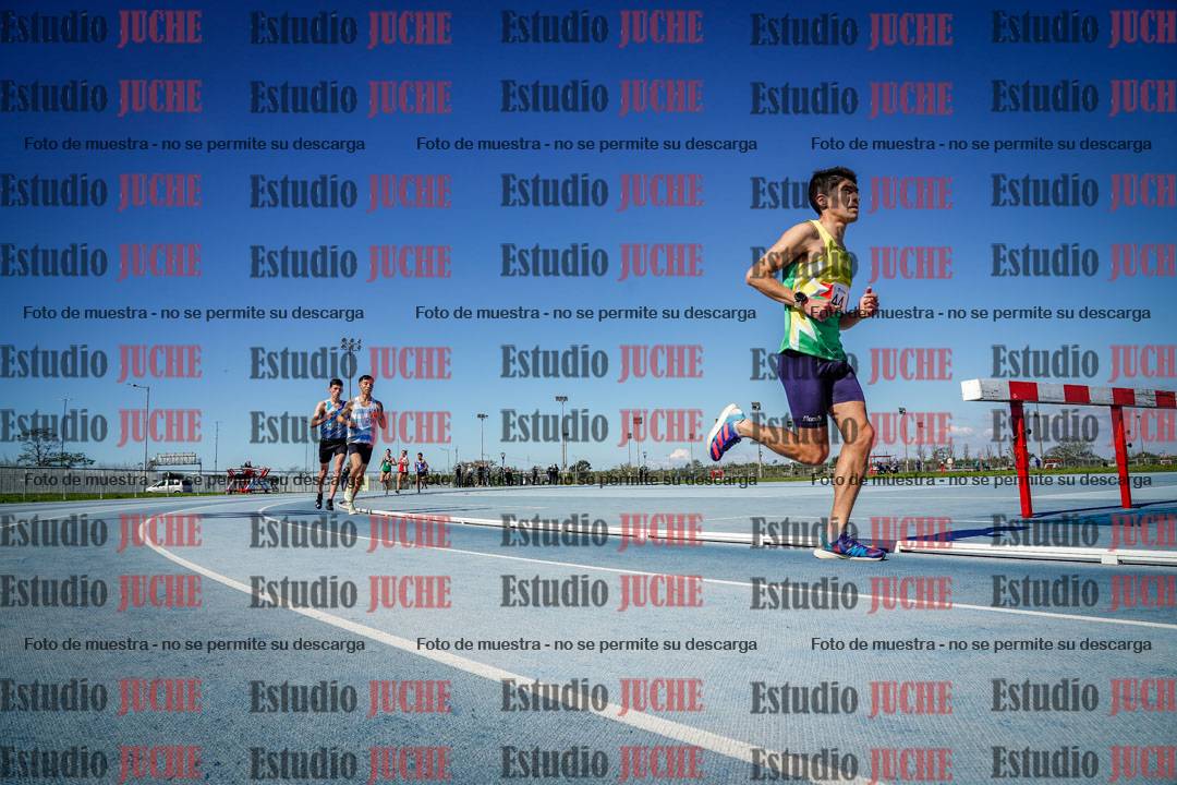 Fotos de los 5000 m llanos de mujeres y varones