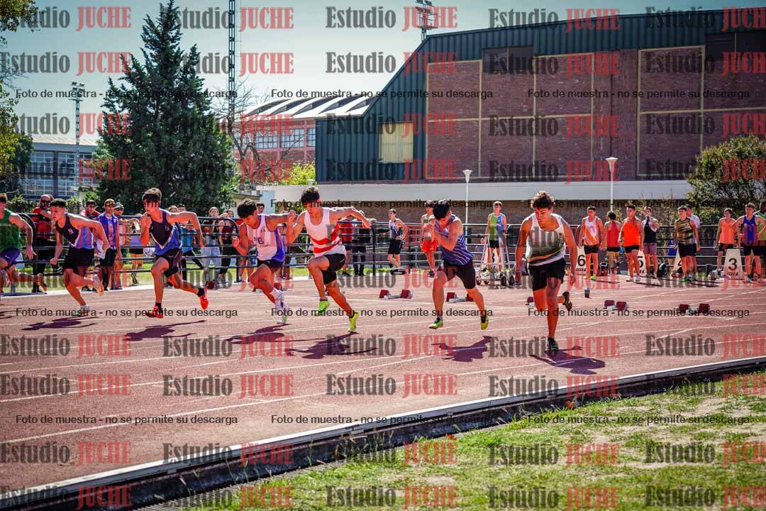 Fotos de los 100 m llanos de varones