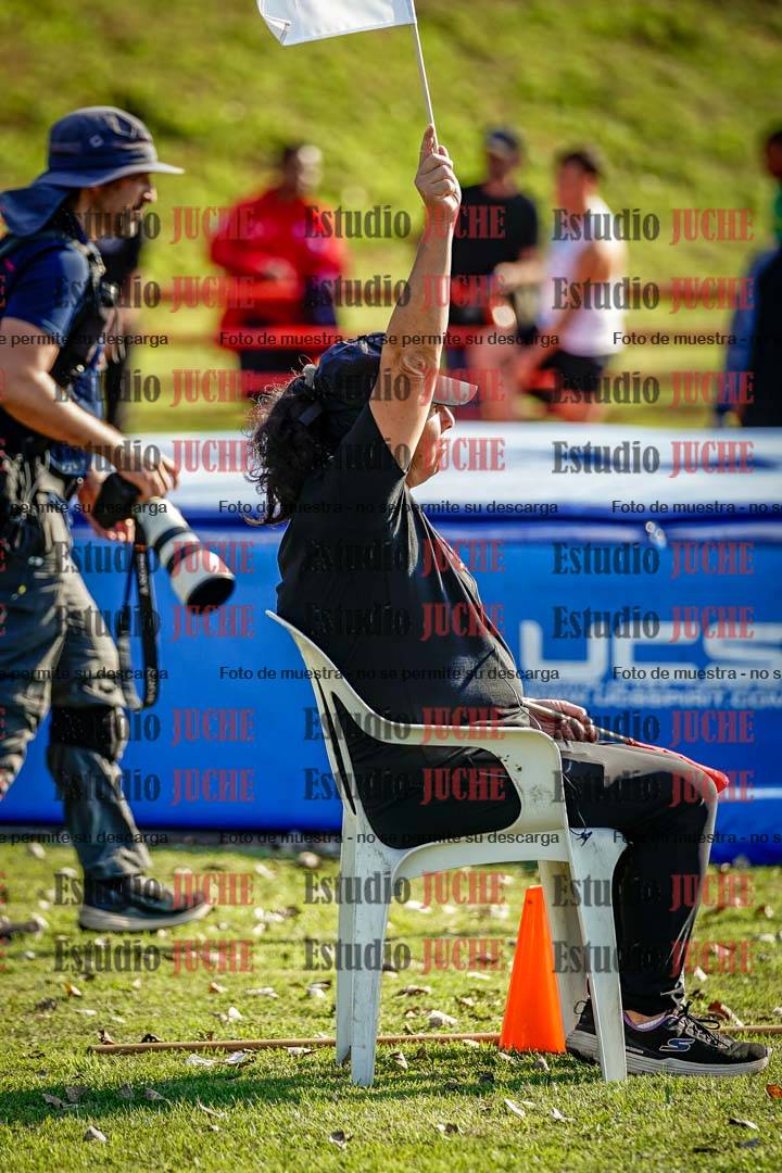 Fotos de algunos extras y podios del día 1