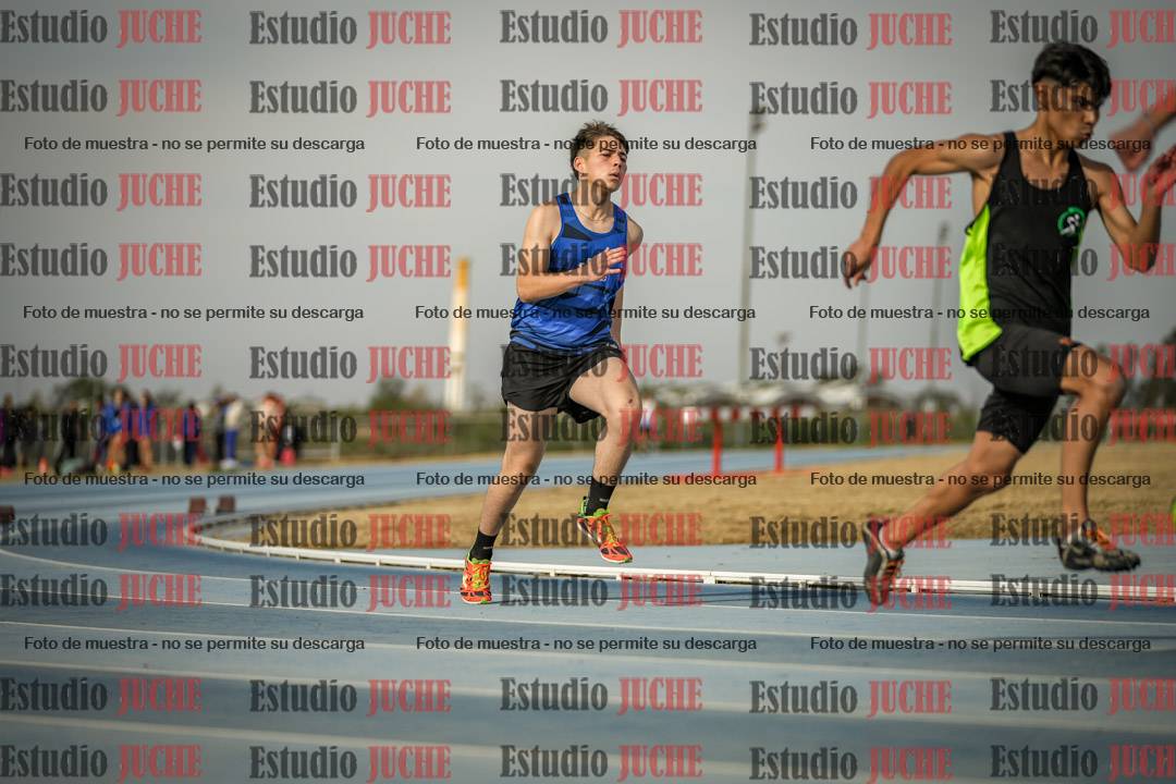 Fotos de los 200 m llanos de varones