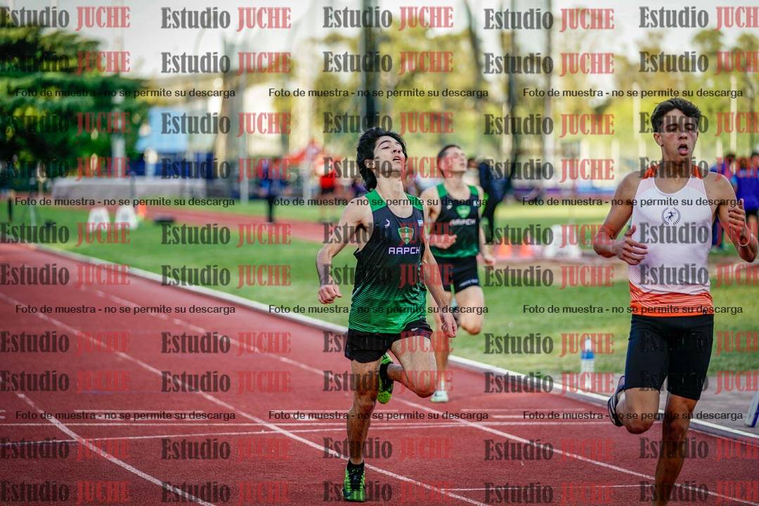 Fotos de los 400 m llanos de varones