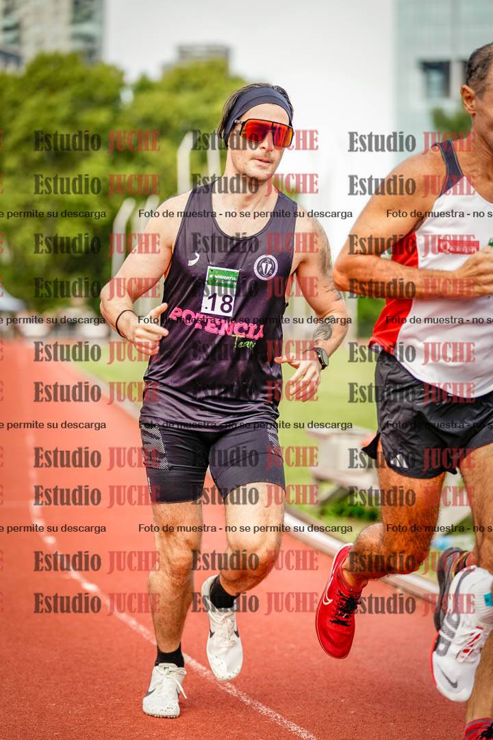 Fotos de los 3000 m llanos de varones