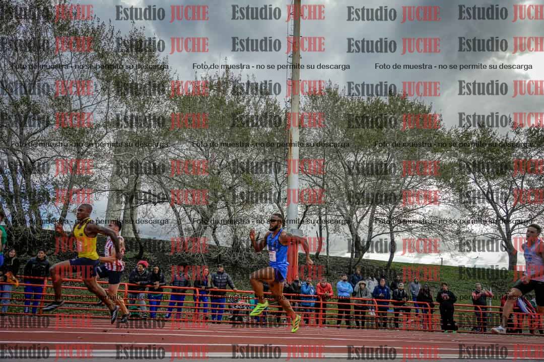 Fotos de los 200 m llanos de varones - FINAL
